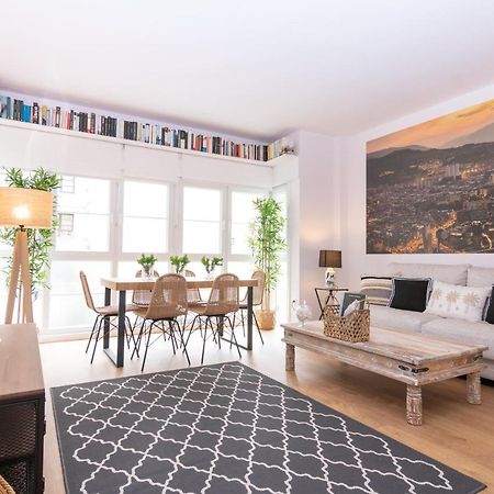 Bilbao Henao Park De Bilbao Suites, En Pleno Centro Con Garaje Directo Eksteriør billede