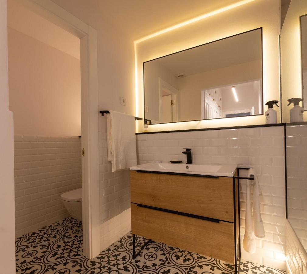 Bilbao Henao Park De Bilbao Suites, En Pleno Centro Con Garaje Directo Eksteriør billede